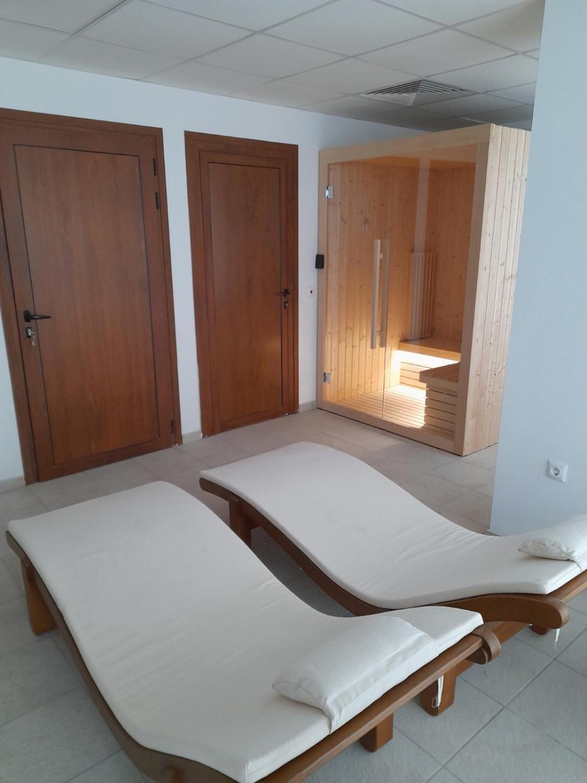 Queen'S Palace Balchik Apartment Екстер'єр фото