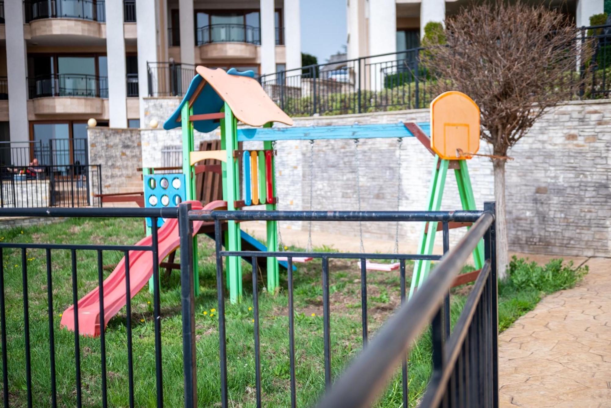 Queen'S Palace Balchik Apartment Екстер'єр фото